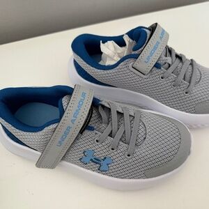 Under Amour UA BPS Surge 4 (kids 12.5)